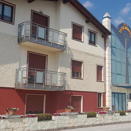 Hotel Ceretto Busca Kültér fotó